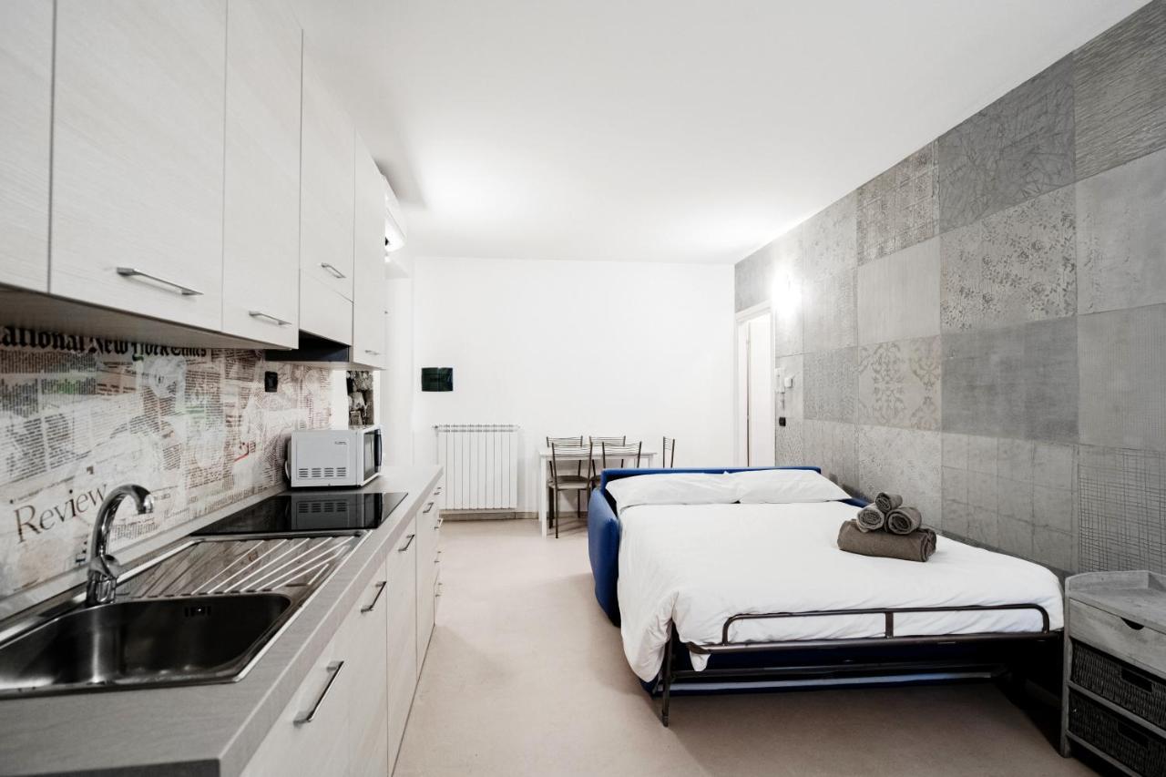 Blue Loft - The House Of Travelers Apartment Como Exterior photo